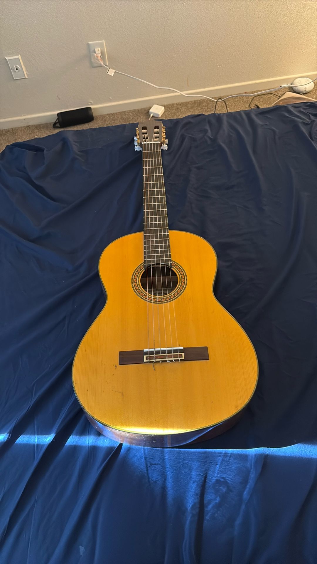 Yamaha Acoustic Guitar