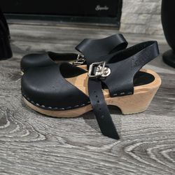 Lottas Girls sandals size 13