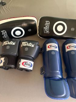 Fairtex gloves/shin guards/kick pads