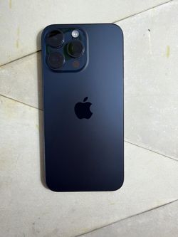 iPhone 15 pro max 256GB unlocked mint condition/with caudabe case
