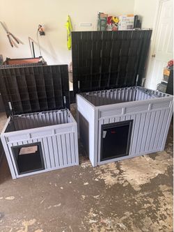 BRAND NEW DOG HOUSE ( 1 LARGE LEFT)‼️