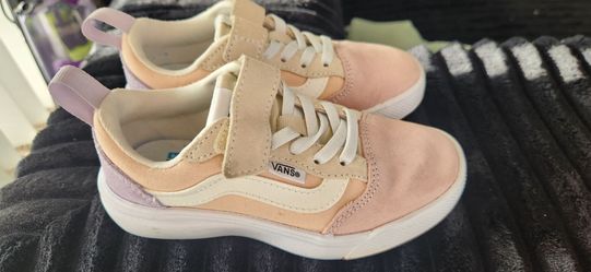 Girls vans