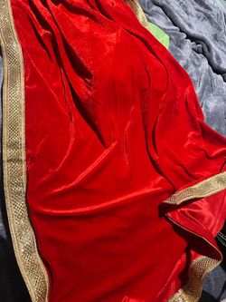 Velvet shawl