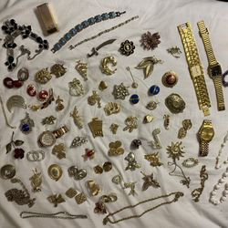 Vintage Costume Jewelry. Weiss, Coro, Trifari, B.S.K.  More 1”