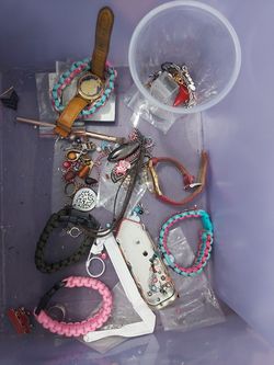 Lots of gold plated rings and more also throwing in another big group of randomness crafting jewelry making stuff.