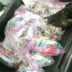 Huge Jewlery Lot 