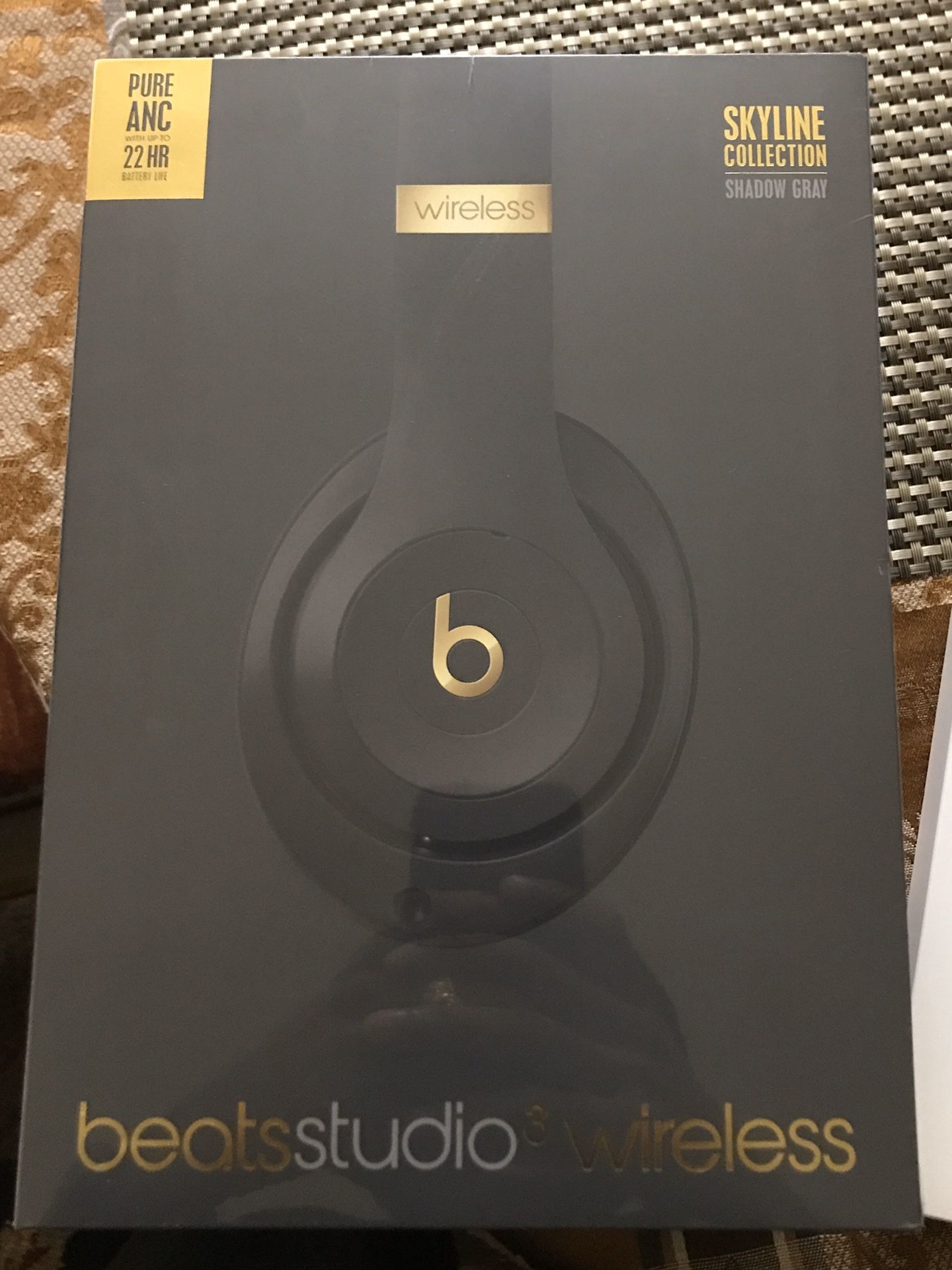 Beats Studio3 Wireless Headphones – The Beats Skyline Collection - Shadow Gray