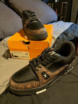 Louis Vuitton shoes LV