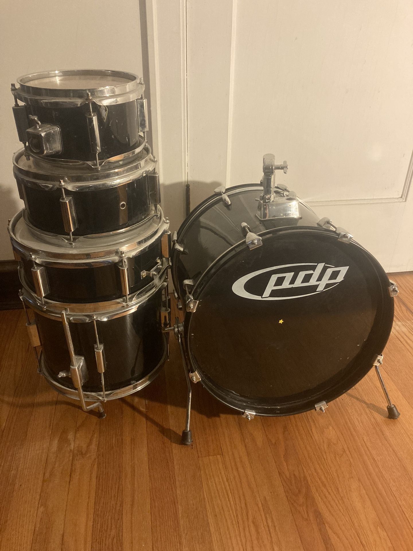 DRUM SET, 5 Piece, Like New