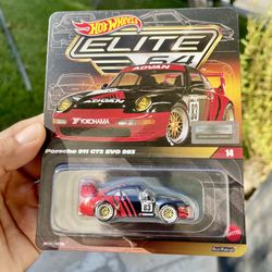 HotWheels Elite 64 Porsche 911 Gt2