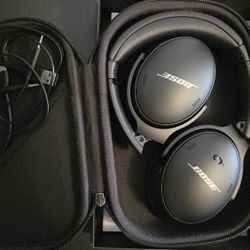 Bose QuietComfort 45 - Wireless Noise Cancelling Over the Ear Headphones