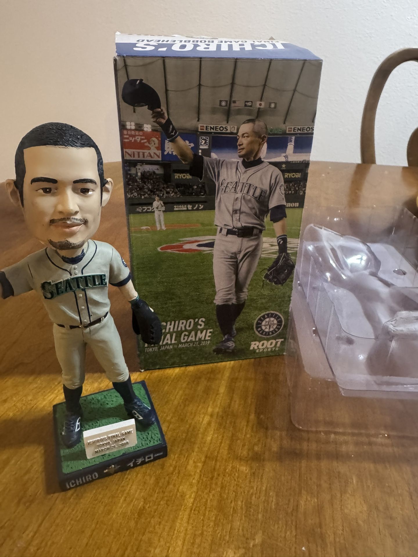 ICHIRO’s Final Game Bobble Head