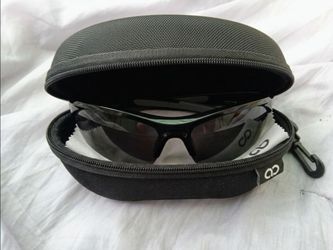 Polarized Sports Sunglasses Set – UV Protection with Hard Case & Accessories
