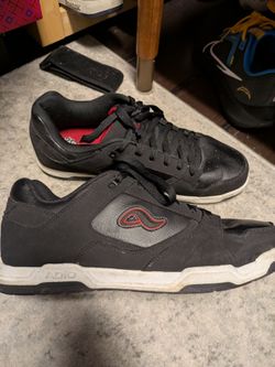 Adio skate shoes