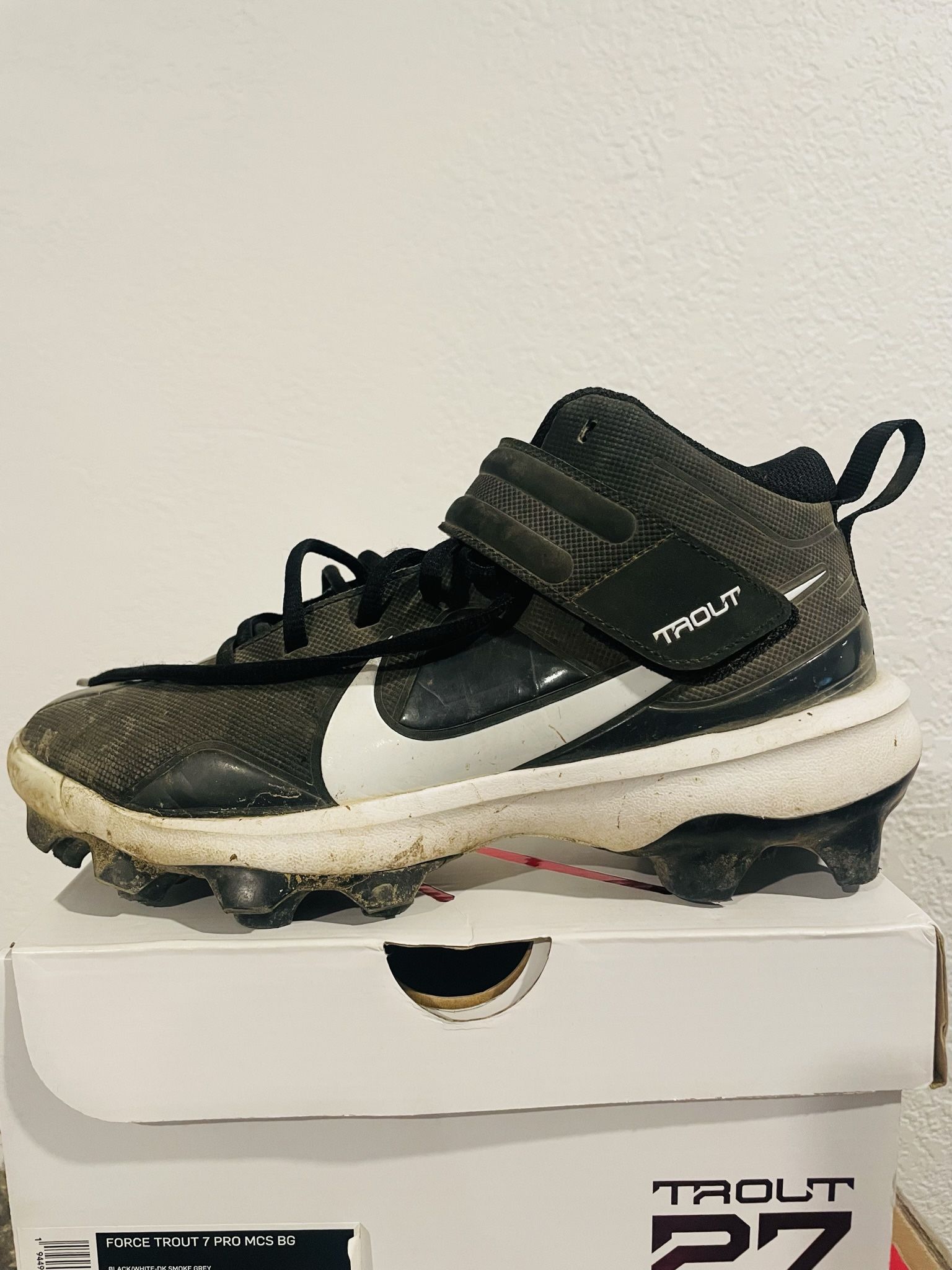 Nike Trout Baseball Cleat Size 5