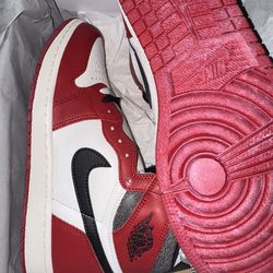 New men's size 9.5 Jordan 1 high lost & found Chicago