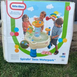 Little Tikes  Water Table 