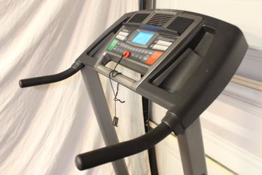 Reebok 8050 es treadmill new arrivals
