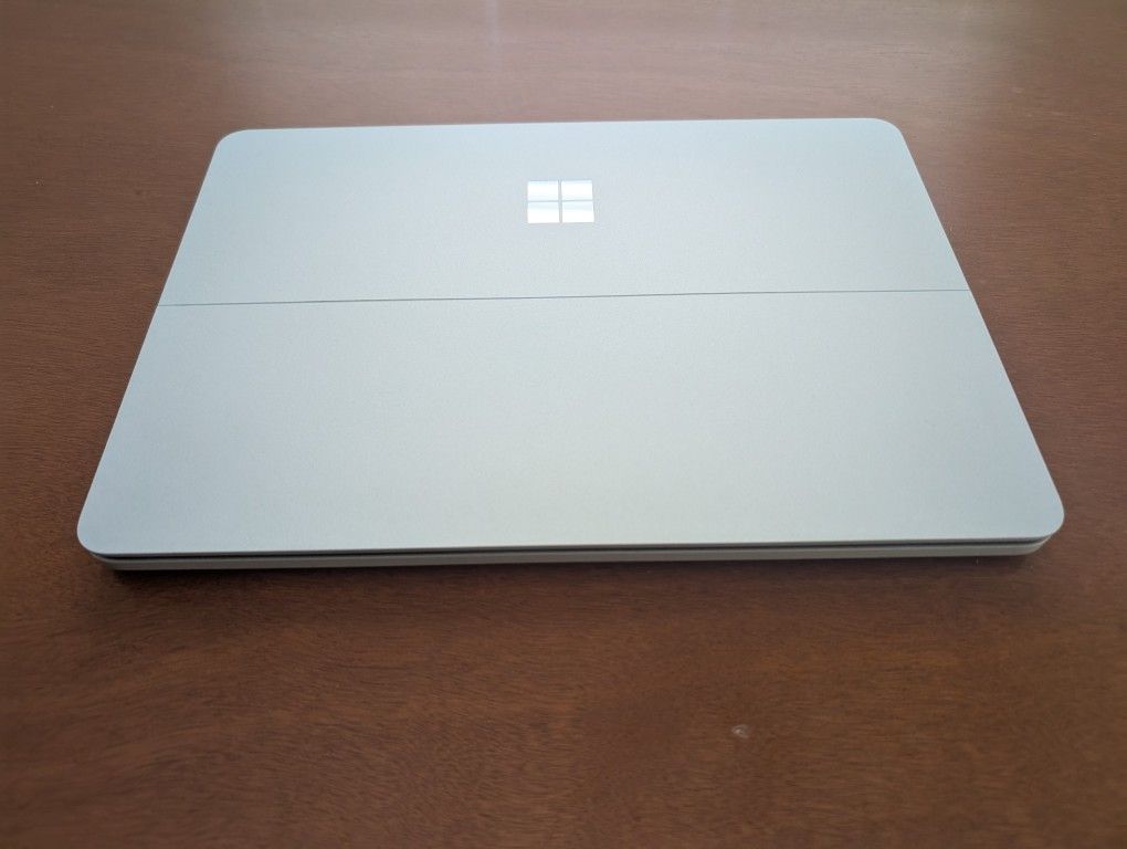 Microsoft Surface Laptop Studio I7/ 2TB SSD / 32GB RAM / 4GB GPU