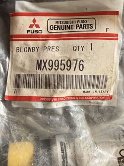Genuine Mitsubishi Fuso MX995976 Breather Sensor 4P1 4P10 OEM New