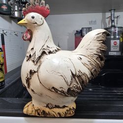 Rooster Garden Statue