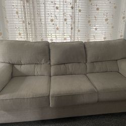 3 +2 Seater Sofa Set For Sale