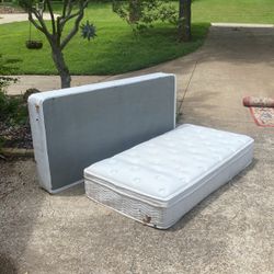 Twin Mattress And Box Spring FREE