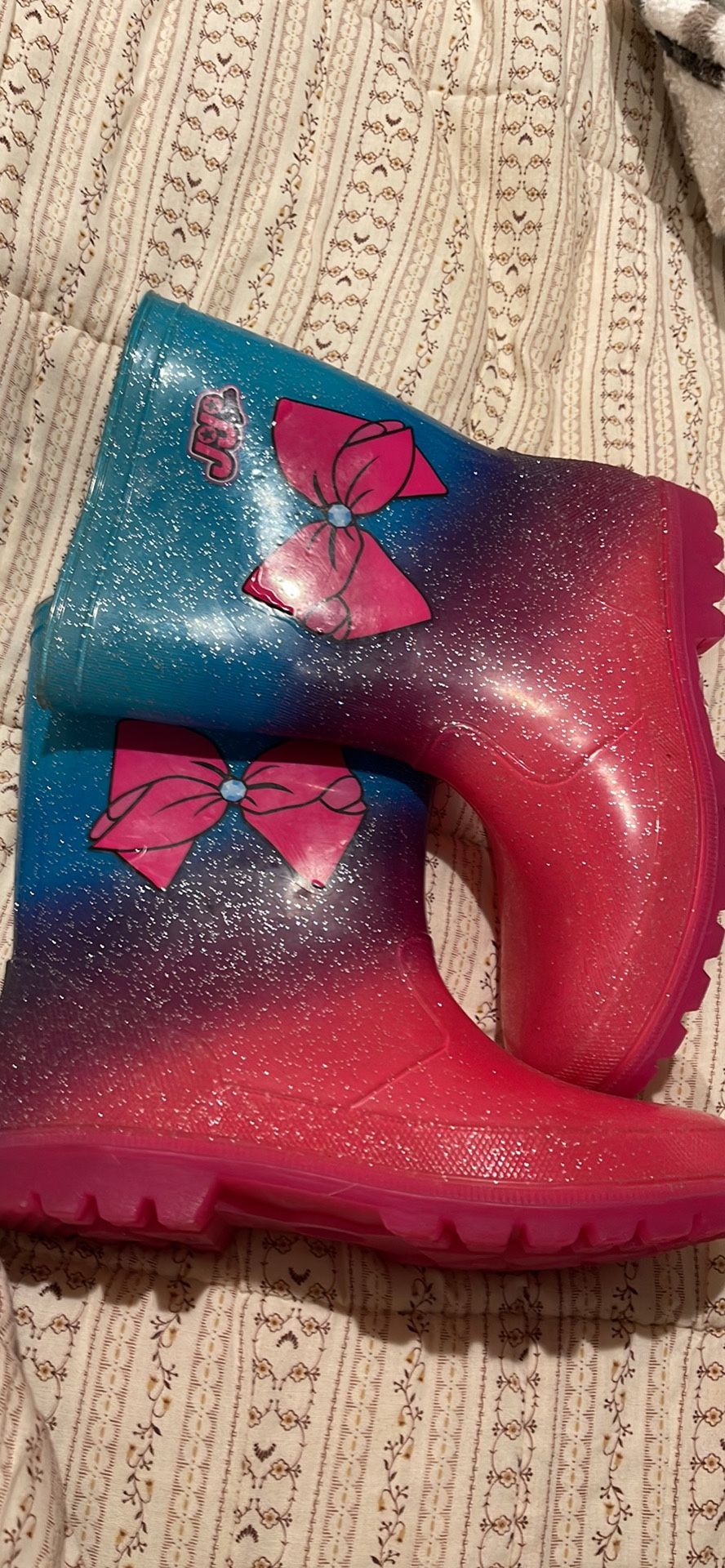 Girls Rain Boots Size 4 Like New Used A Few Times Only