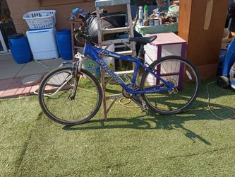 Specialized 26 in bike