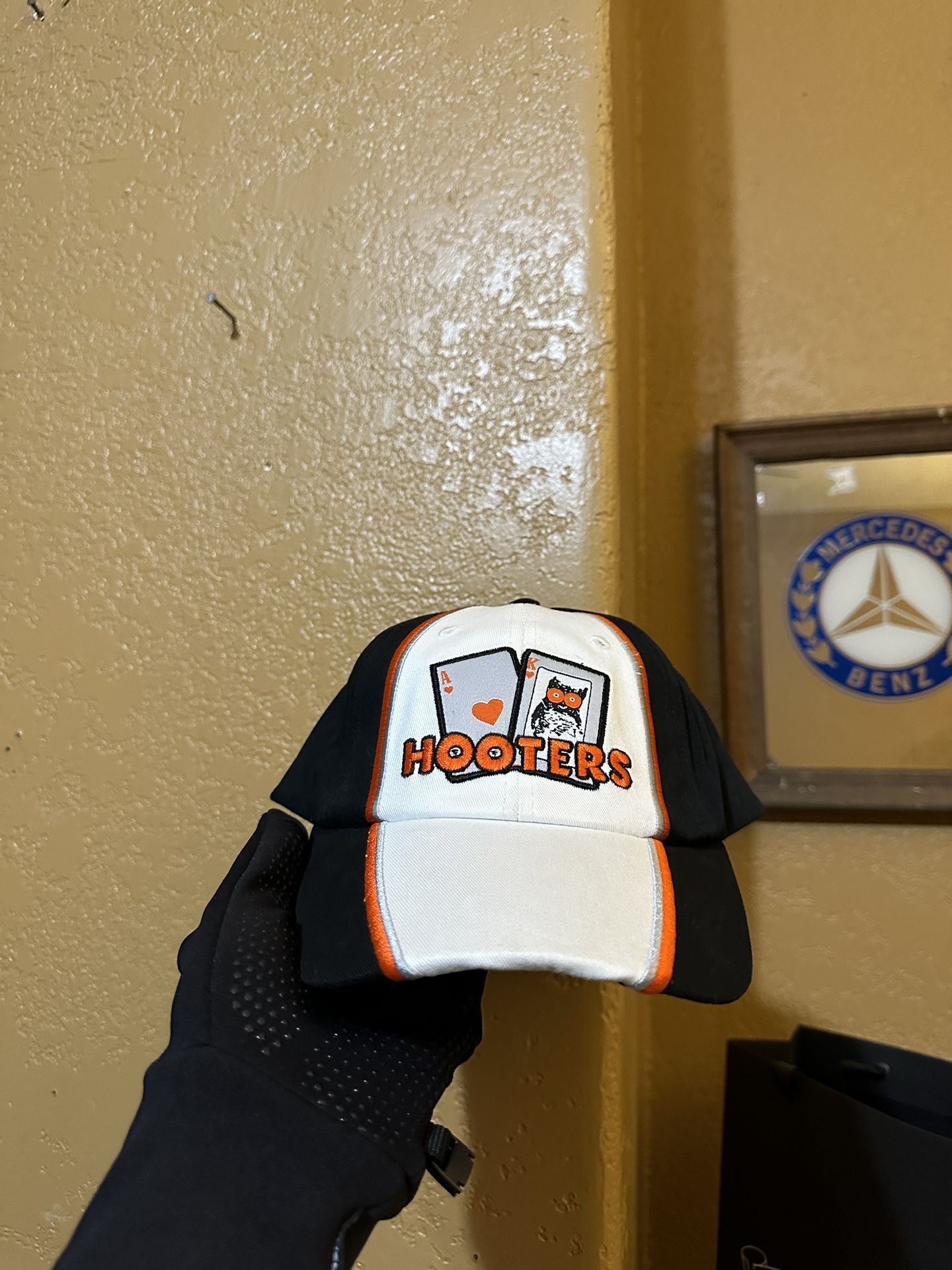 Vintage Hooters Casino Adjustable Hat Y2K