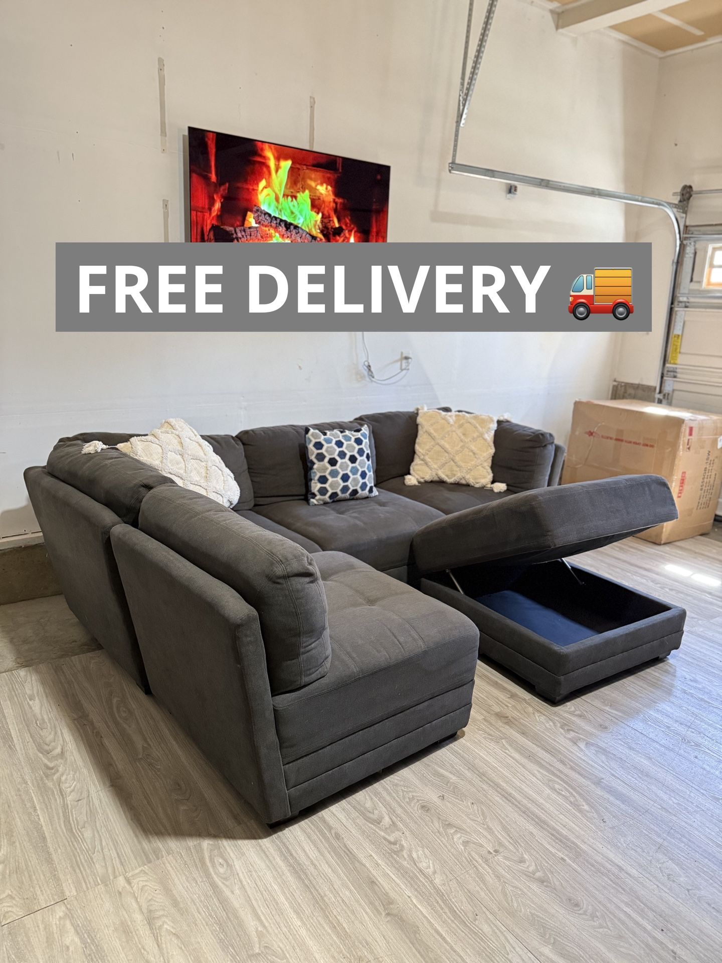 Modular Gray Sectional Couch 🛋️- FREE DELIVERY 🚚 