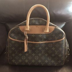 Louie Vuitton Hand Bag 