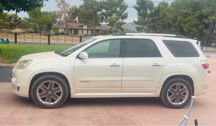 GMC Acadia 2012
