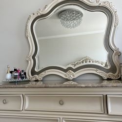 New Mirror 