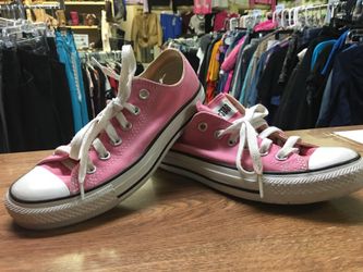 Pink converse all start shoes women's 7 mens 5