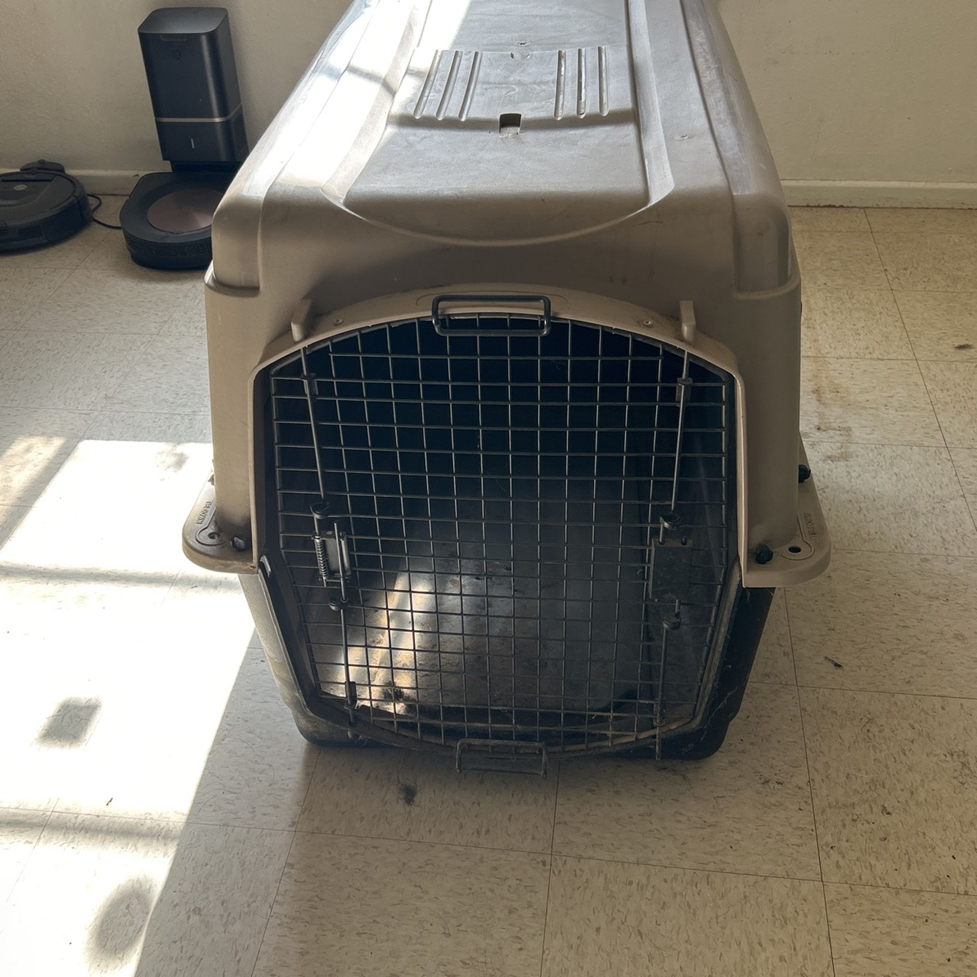 XL Dog Kennel