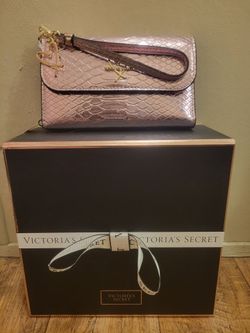 Victoria secret gift box and wallet