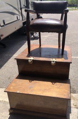 Shoeshine Chair