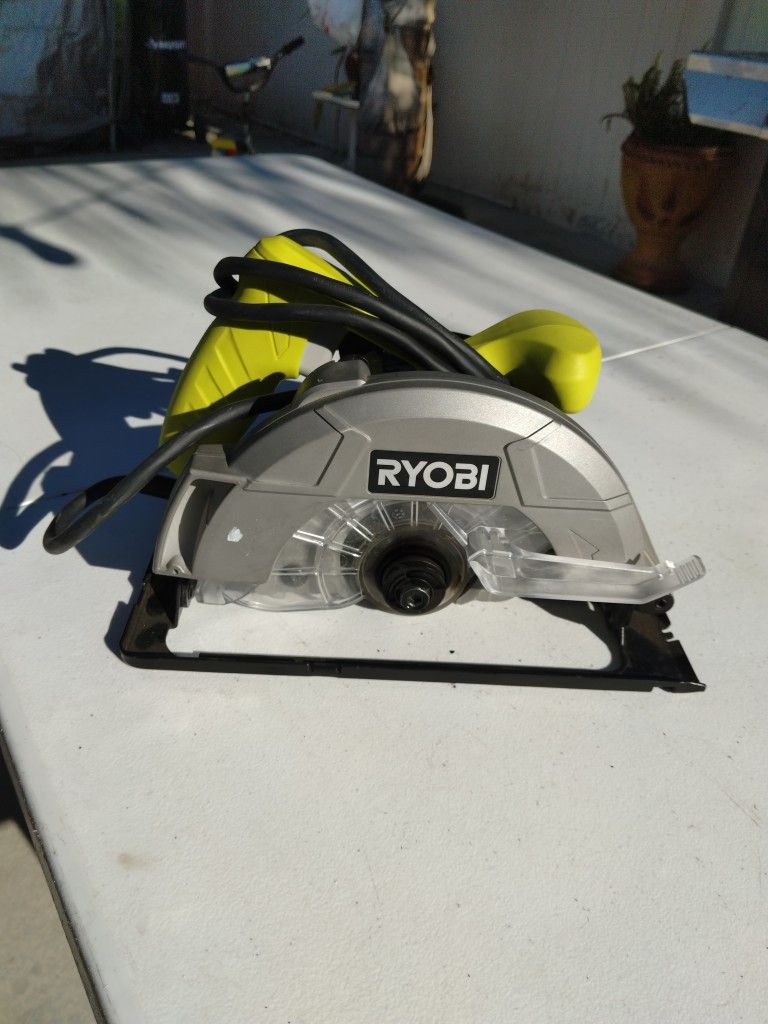 Ryobi 7_1/4 Circular Saw