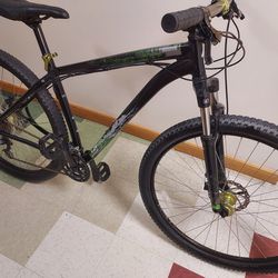 Specialized rock hopper Bicycle