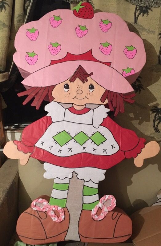 Strawberry Shortcake Piñata