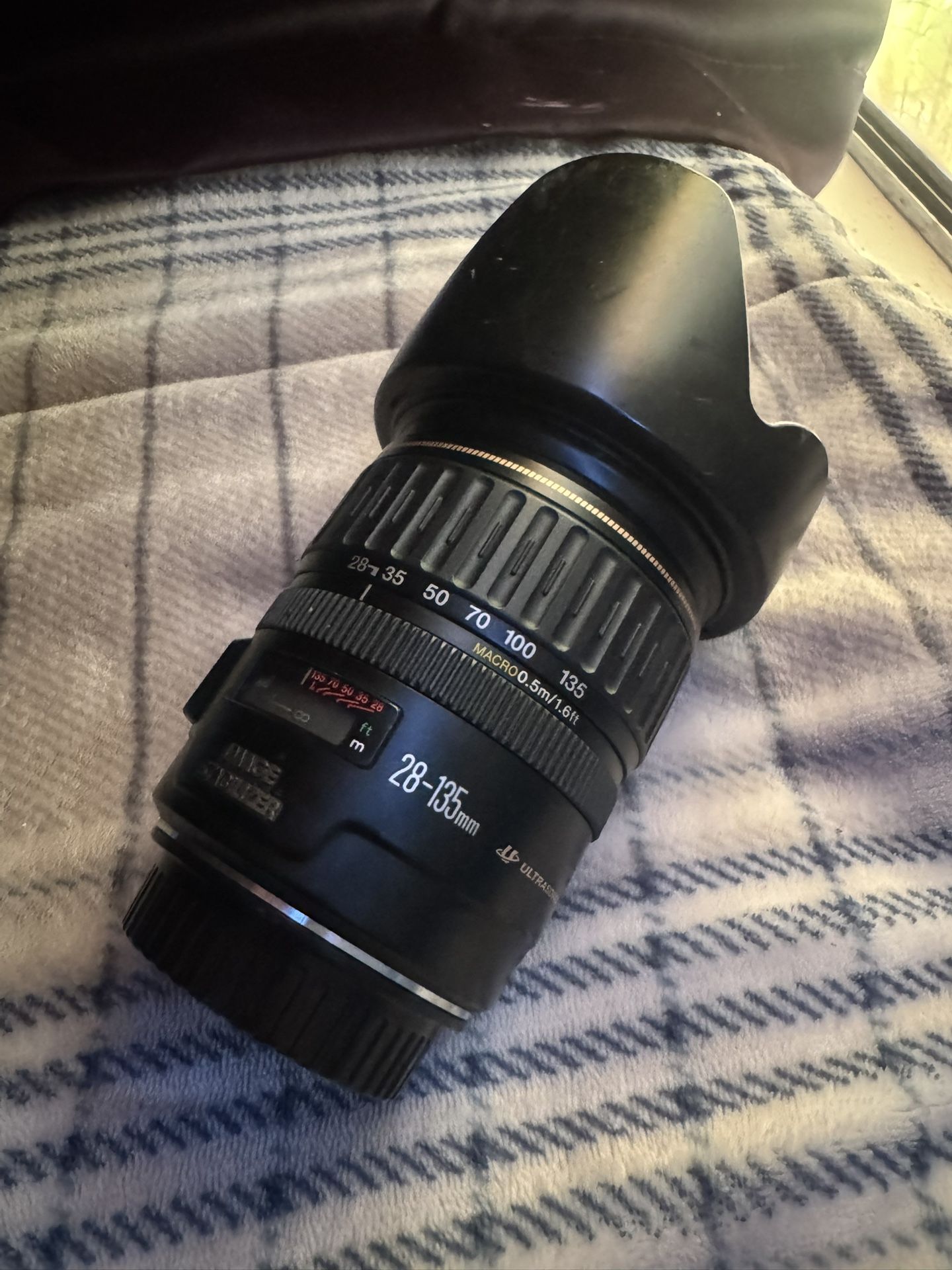 Canon Ed 28-135mm