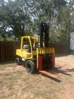 2018 Hyster H100FT 10,000 LB Forklift – LPG – Side Shift – Dual Tires