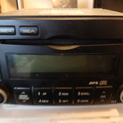 KIA CD PLAYER