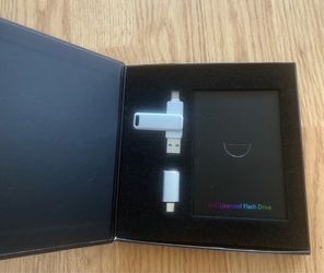 MFi Licensed Flash Drive with USB-A and Lightning