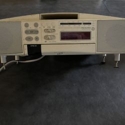 GE Spacemaker 7-4290 Under Cabinet AM/FM Stereo Clock Radio CD Player Working