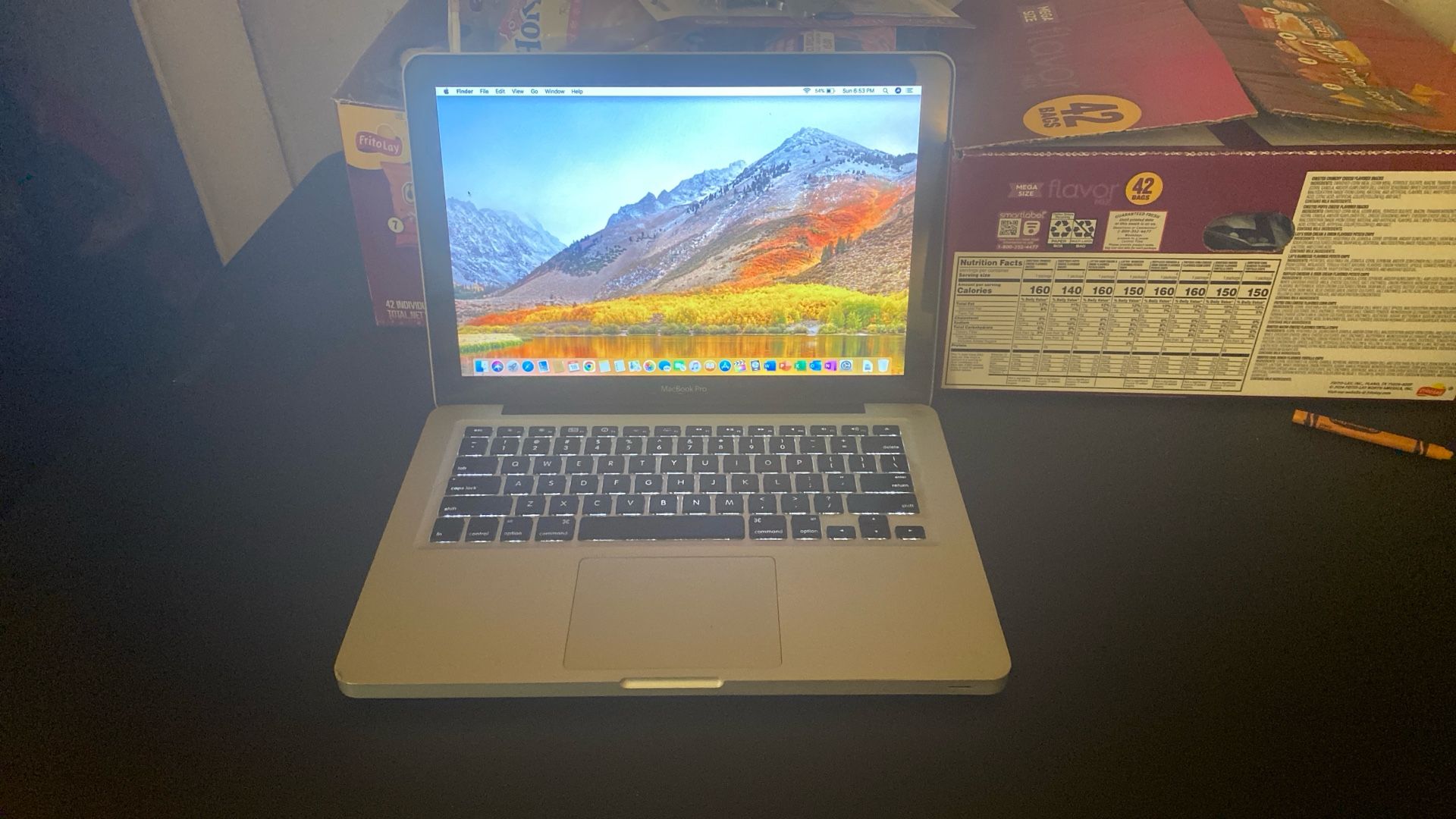 MacBook Pro 2009 8gb Ram 500 Drive i5