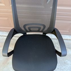Black Ergonomic Office Chair – Comfortable & Supportive
