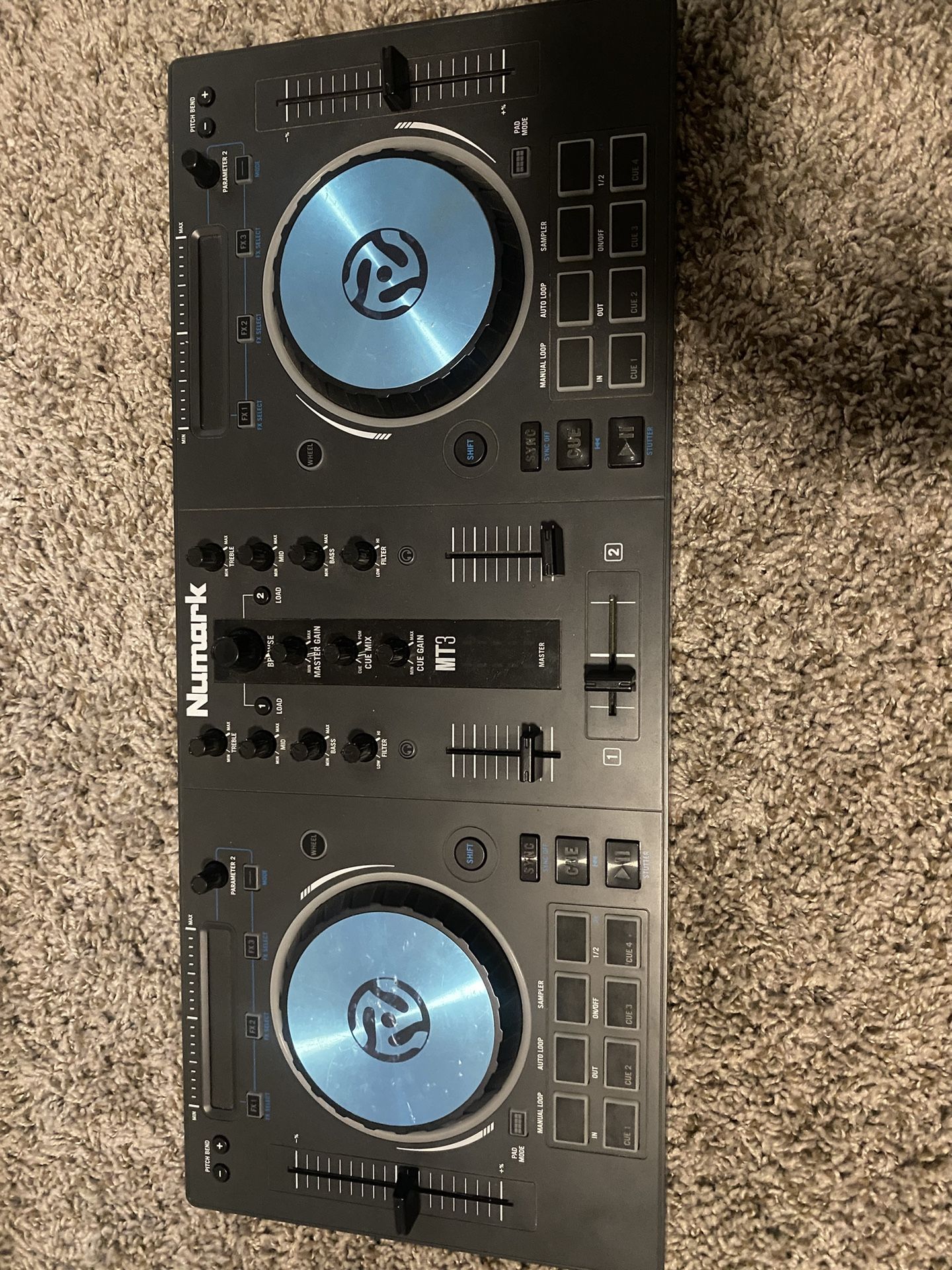 Numark Mixtrack