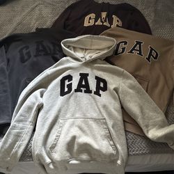 4 GAP hoodies